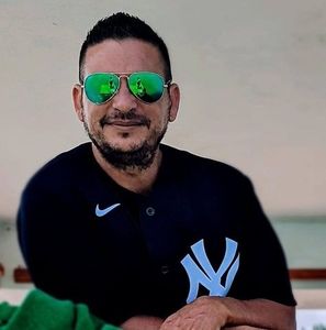 Meet your Posher, Hansel